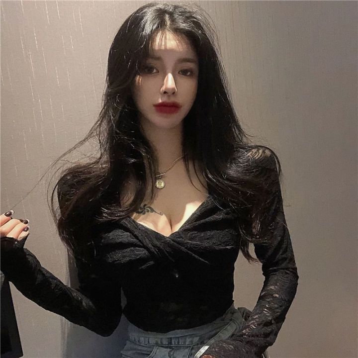 Autumn and Winter New Korean Style Slim-Fit Slimming Temperament V Collar Long Sleeve T T-shirt Women's Sexy Lace Inner Match Bottoming Shirt Trendy Top