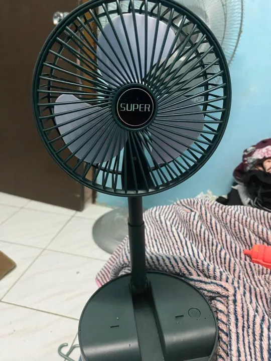 Super%20Rechargeable%20Foldable%20Telescopic%20Fan%20-%20Image%203