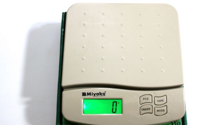 Miyako%20Digital%20Weight%20Scale%2025KG%20-%20Image%204