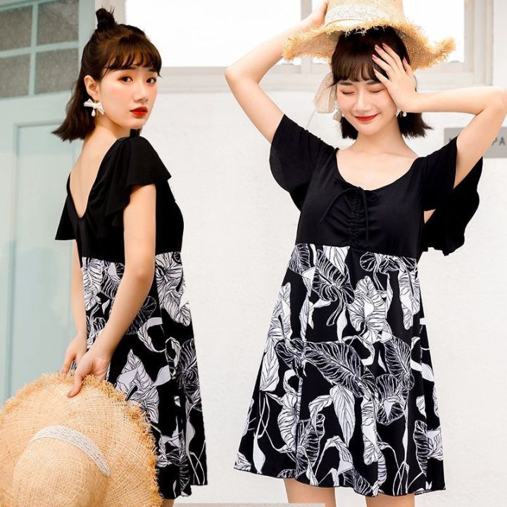 Swimsuit ladies plus size conservative one-piece skirt style middle-aged mom covering flesh thin flat corner beach vacation slightly chubby swimsuit