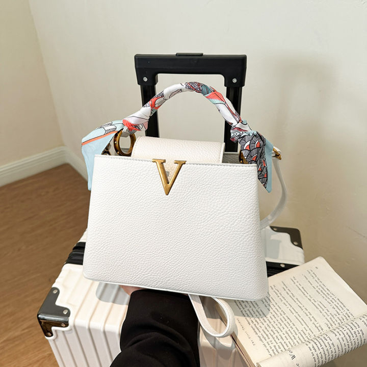 eibei%20Shangpin%202024%20ew%20Fashion%20Litchi%20attern%20Ladies%20ag%20Capu%20Scarf%20andheld%20One%20Shoulder%20Oblique%20Straddle%20Women's%20ag%20ags%20-%20Image%207