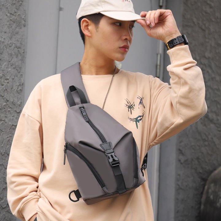 Shengxilu%20Men's%20Chest%20Bag%20Fashion%20Small%20Shoulder%20Bag%20Korean%20Simple%20Casual%20One%20Shoulder%20Crossbody%20Bag%20Outdoor%20Running%20Close-fitting%20Chest%20Bag%20-%20Image%203