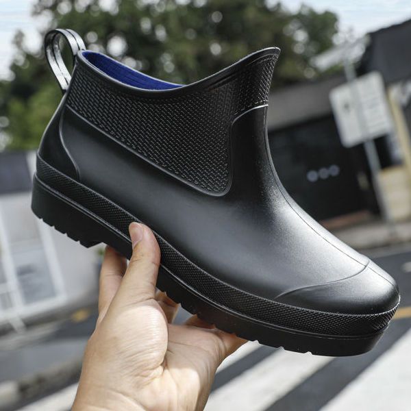 Rain%20Boots%20Men's%20Low-Top%20Wear-Resistance%20Stylish%20Rubber%20Shoes%20Non-Slip%20Waterproof%20Shoes%20Men's%20Rain%20Boots%20Short%20Tube%20Shoe%20Cover%20Construction%20Site%20Shoes%20Men%20-%20Image%205