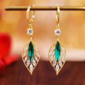 zircon green leaf earrings, women's light luxury, earrings. 