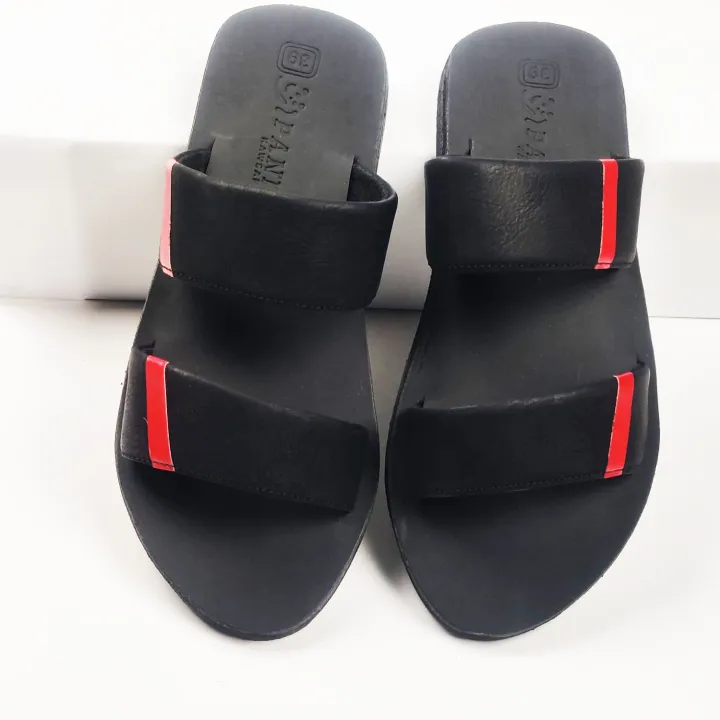 Fashionable%20Cream%20Black%20And%20White%20Color%20Slide%202%20Slipper%20Sandal%20For%20Men%20Waterproof%20Washable%20Rainy%20Usable%20Sandal%20S005%20-%20Image%203