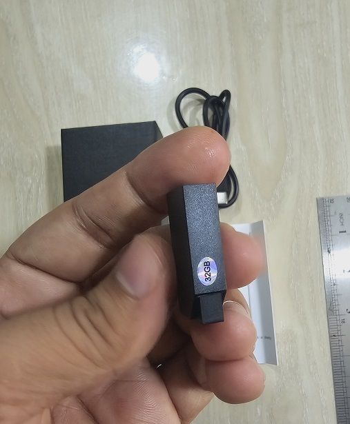 AR44%20Super%20Mini%20Voice%20Recorder%2032GB%20Memory%20Sound%20Recorder%201.5%20inch%20size%20-%20Image%208