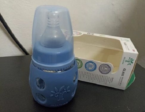 MiniTree%20Glass%20Baby%20Feeding%20Bottle%20with%20Cover%20-%2060%20ml%20-%20Image%203