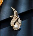 Crystal Brooches Fashion Clothes Pins Shiny Temperament Pearl Men Brooch Women Jewelry. 