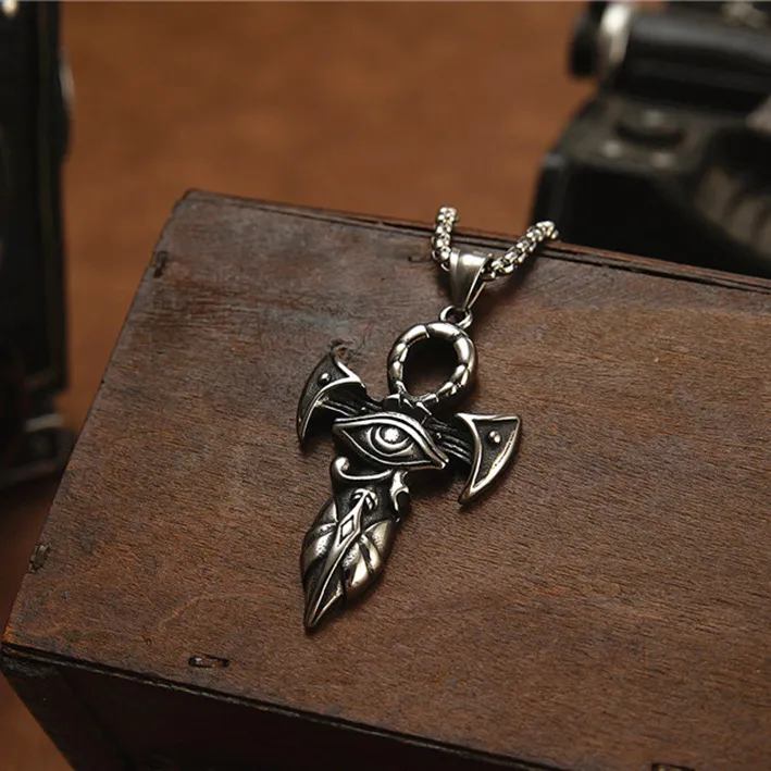 European%20and%20American%20titanium%20steel%20men's%20cross%20necklace%20religious%20jewelry%20stainless%20steel%20Egyptian%20Eye%20of%20Horus%20pendant%20necklace%20-%20Image%204