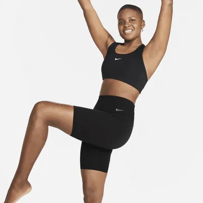 Skin%20Tight%20Half%20Pant%20For%20Men%20Women%20Black:%20Skin-Tight%20Half%20Pants%20Suitable%20For%20Both%20Men%20And%20Women,%20Perfect%20For%20Various%20Sports%20Activities%20Or%20Casual%20Wear.%20-%20Image%203