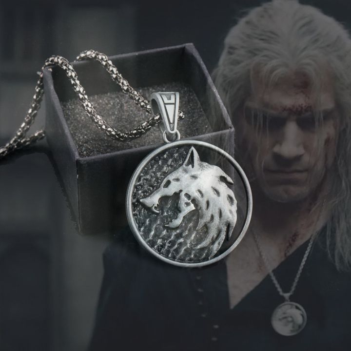 Witcher%20Wolf%20Head%20Witcher%20Pendant%20Necklace%20Accessory%20Necklace%20with%20Wild%20Hunt%203%20Figure%20TV%20Necklace%20-%20Image%206