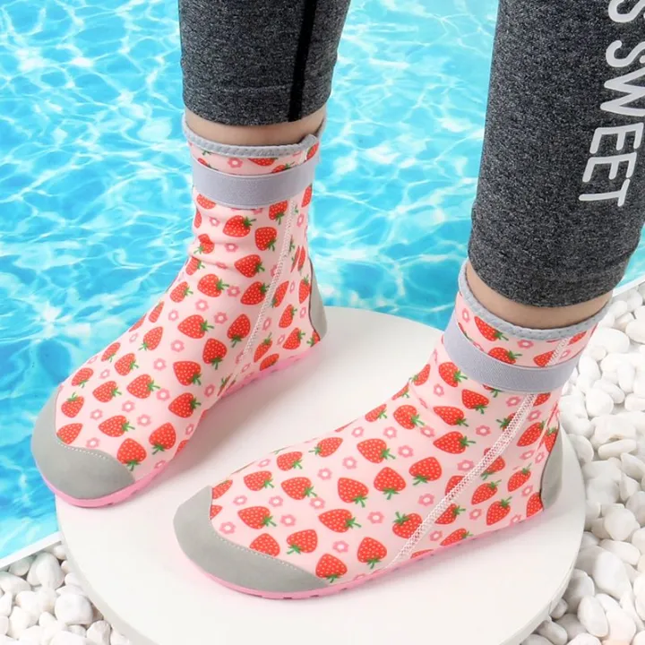 Children's%20Beach%20Shoes%20Water%20Park%20Baby%20Non-Slip%20Wading%20Shoes%20Snorkeling%20Socks%20Swimming%20Diving%20Catch%20the%20Sea%20Sock%20Shoes%20-%20Image%207