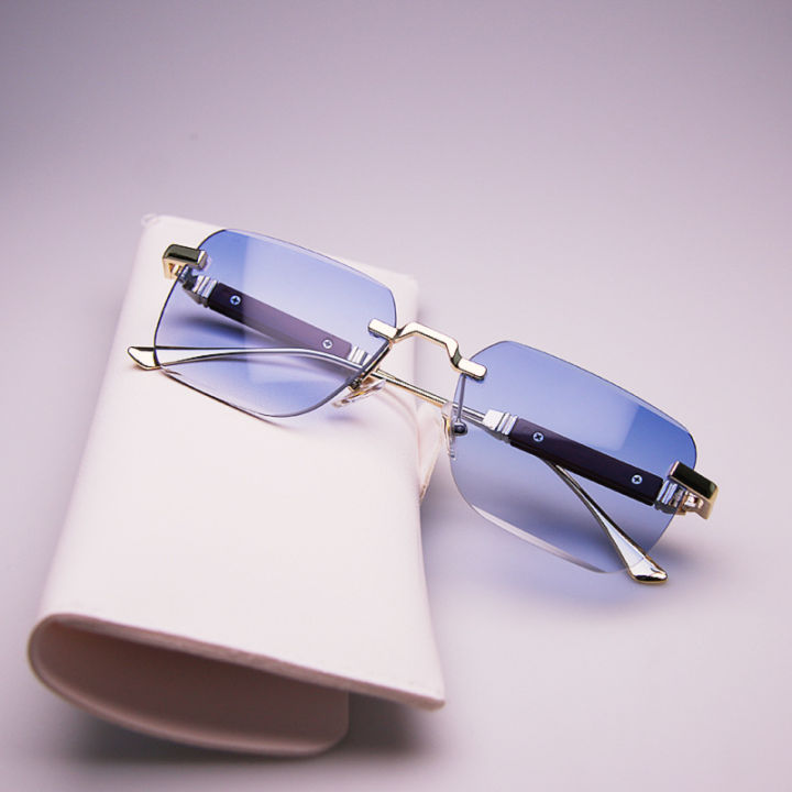 2023%20New%20frameless%20cut%20edge%20sunglasses%20European%20and%20American%20fashion%20trends%20wood%20grain%20leg%20gradient%20sunglasses%20men's%20and%20women's%20universal%20square%20glasses%20-%20Image%204