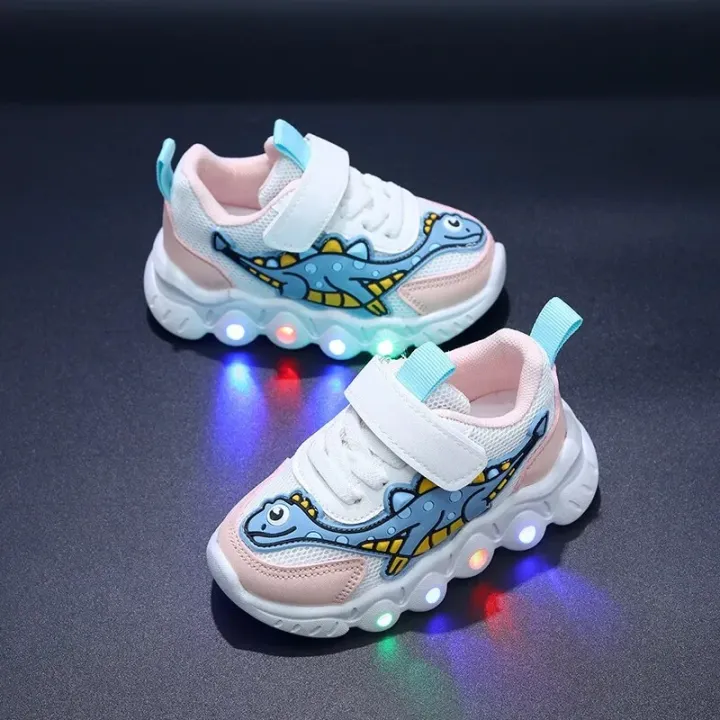 Zapatillas%20LED%20Kid%20Cartoon%20Dinosaur%20Boy%20Casual%20Sneaker%20Boy%20Kid%20Shoe%20Girl%20Mesh%20Breathable%20Shoe%20Baby%20Illuminated%20Shoe%20Tennis%20Shoes%20-%20Image%204
