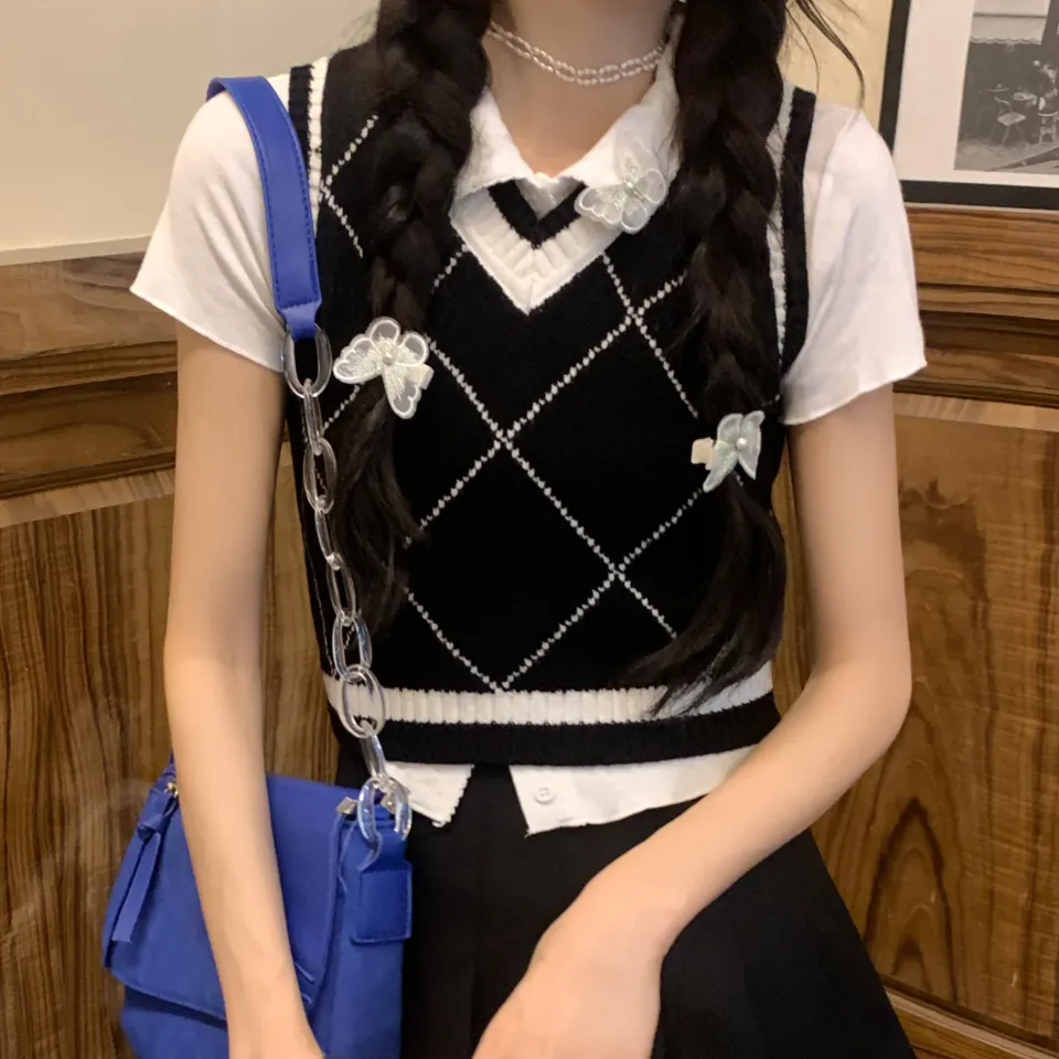 Women Cropped Sweater Vests Argyle Sweet Girl Sleeveless Sweaters - Main Image