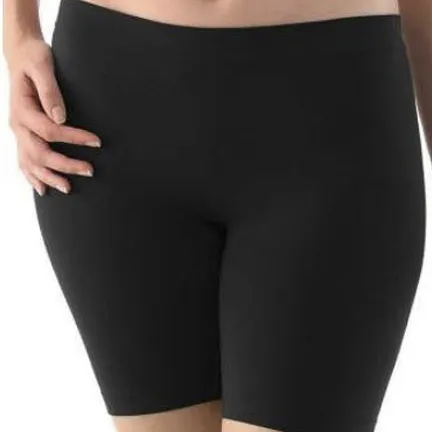 Women's%20Summer%20Beach%20Shorts%20-%20Quick-Dry,%20Moisture-Wicking,%20Elastic%20Swimwear%20-%20Nylon%20and%20Spandex%20-%20Image%203