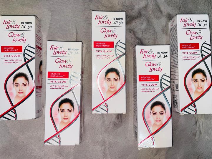 Glow%20and%20Lovely%20Vita%20Glow%20Advanced%20Multi%20Vitamin%20100g%20UAE%20-%20Image%203