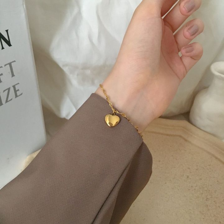 Heart%20Shaped%20Pendants%20Bracelet%20For%20Women%20-%20Image%203