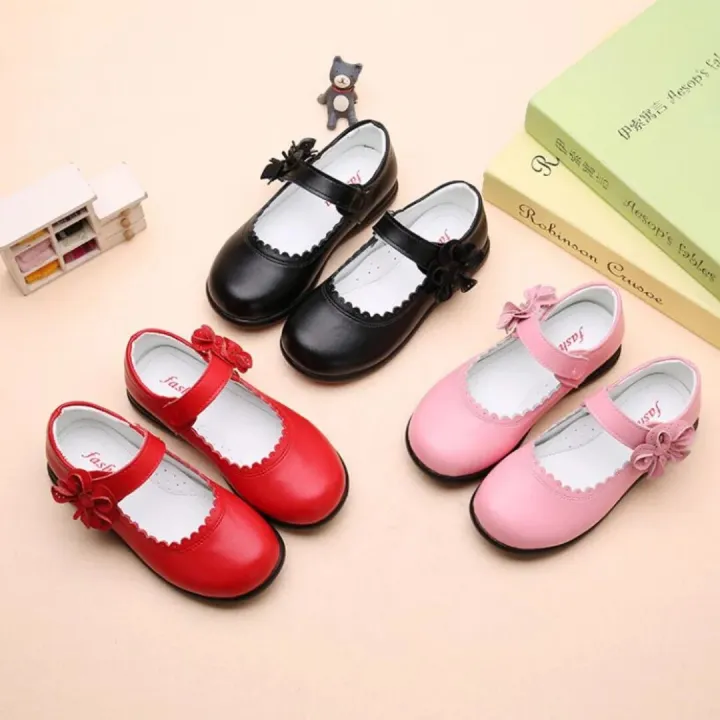 Kids%20Summer%20Bow-knot%20Black%20Student%20Sandals%20Fashion%20Girls%20Leather%20Shoes%20for%20Children%20Wedding%20Dress%20Princess%20School%20Shoes%20-%20Image%204