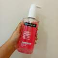 International Products Clear & Radiant Face Wash 200ml. 