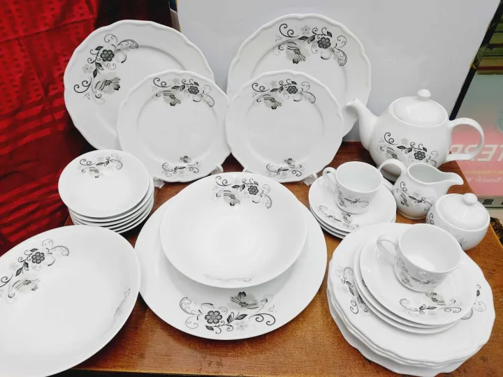 36%20pieces%20dinner%20set%20for%20gift%20and%20home%20decoration.%20Ceramic%20Daining%20Set%20White%20Round.%20-%20Image%208