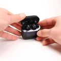 Orijinal Xiaomi V8 TWS spor oyun kulaklıklar için kablosuz Bluetooth Earpuds gürültü azaltma Mic kulaklıklar LED ekran kulaklık. 
