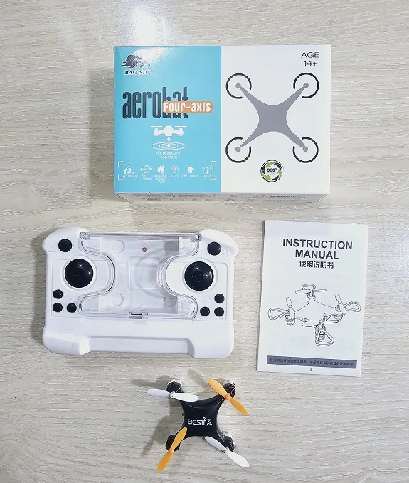 HC702%20Mini%20Drone%20Four%20Axis%20Aerobat%20360%20Degree%20With%20Remote%20Control%20-%20Image%203