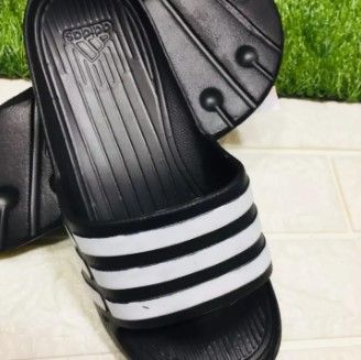 Stylish%20Slides%20Slipper%20Slippers%20Sandals%20For%20Men%20-%20Sandals%20For%20Men%20-%20Image%204