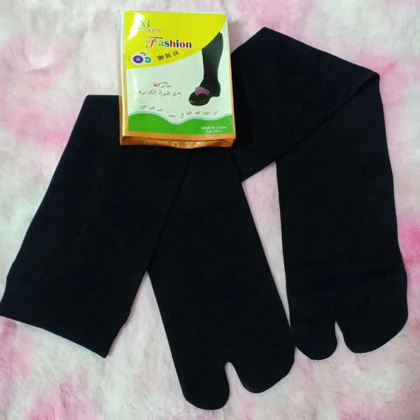 Black%20Socks%20for%20Women%20Long%20Socks%20Black%20for%20Muslimah%20-%20Image%202