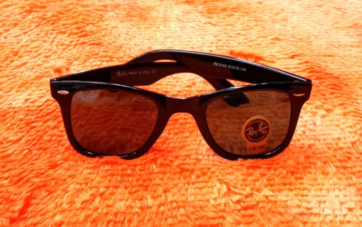 Premium%20Quality%20-%20Ray-Ban%20Wayfarer%20Sunglasses%20For%20Men%20High%20Quality%20Good%20Finishing%20Stylish%20Black%20Colour%20Sunglass%20-%20Couture%20-%20High-end%20-%20Image%205