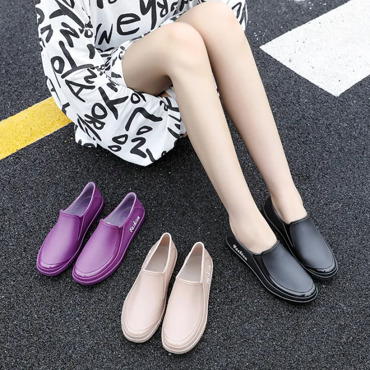 Four%20Seasons%20Thick%20Bottom%20Short%20Tube%20Rubber%20Shoes%20Soft%20Bottom%20Student%20Sweet%20Non-Slip%20Shoe%20Cover%20Middle%20and%20Low%20Top%20Rain%20Boots%20Female%20Kitchen%20-%20Image%203