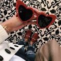 1Pcs Euro-american Style Fashion Sunglasses For Women Girl Photo Tool Photographic Prop Heart Shape Women's Glasses Nice Gifts. 