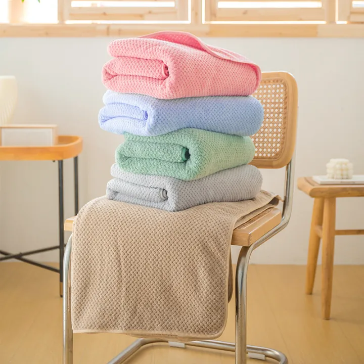 Coral%20Fleece%20Bath%20Towel%20Pure%20Cotton%20Water-Absorbing%20Quick-Drying%20Towels%20Thick%20Absorbent%20Beach%20Bath%20Towel%20-%20Image%202