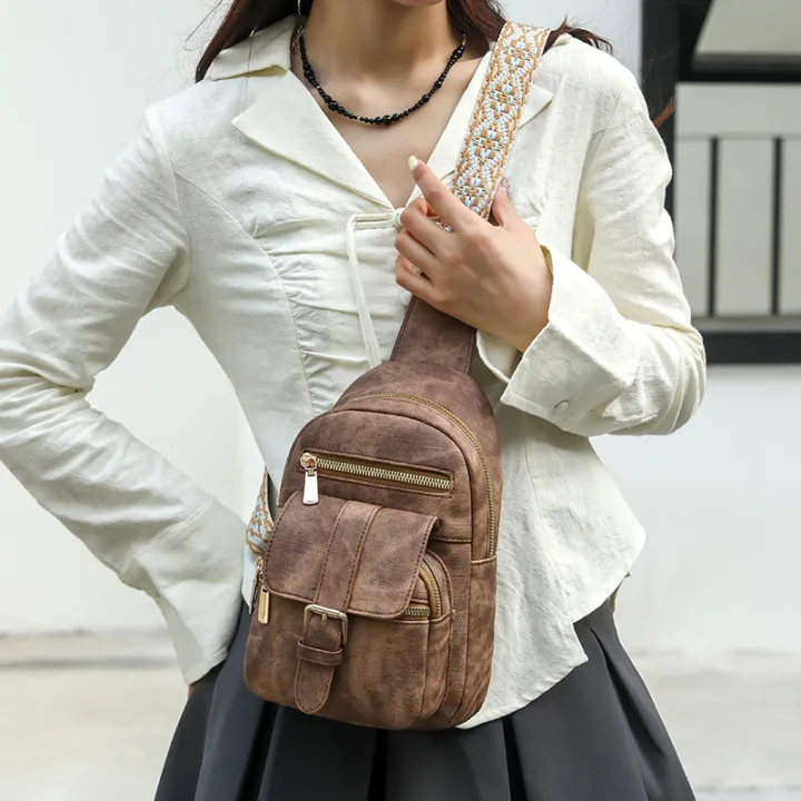 Cross-border%20tide%20chest%20bag%20women's%20simple%20fashion%20washed%20leather%20chest%20bag%20casual%20shopping%20crossbody%20bag%20street%20trend%20shoulder%20bag%20-%20Image%203