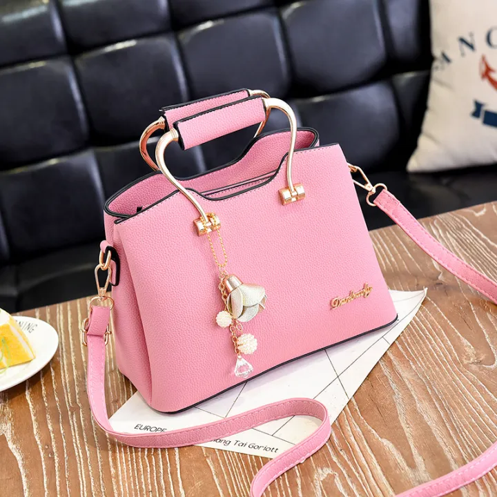 Women's%20Bag%202019%20New%20Trendy%20Handbag%20Summer%20Korean%20Women's%20Bag%20Fashion%20Stitching%20One%20Shoulder%20Crossbody%20Bag%20-%20Image%203