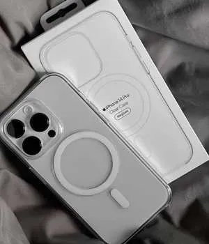 For%20iPhone%20-%20Ic%20Animation%20Full%20Hard%20and%20Slim%20Anty%20Yellow%20Magsafe%20Magnetic%20Wireless%20Charging%20Supported%20Clear%20Shockproof%20Transparent%20Case%20-%20Image%203