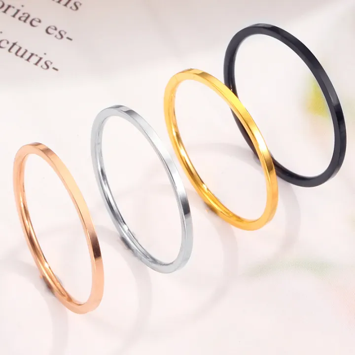 Thin%20Stackable%20Minimalist%20Simple%20Dome%20Couples%20Rose%20Gold%20Silver%20Black%20Plated%20Titanium%201MM%20Wedding%20Band%20Ring%20For%20Men%20Women%20-%20Image%204