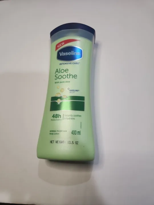 Vaseline%20Intensive%20Care%20Aloe%20Soothe%20with%20pure%20aloe%20Body%20Lotion%20400%20ml%20(South%20Africa)%20-%20Image%203