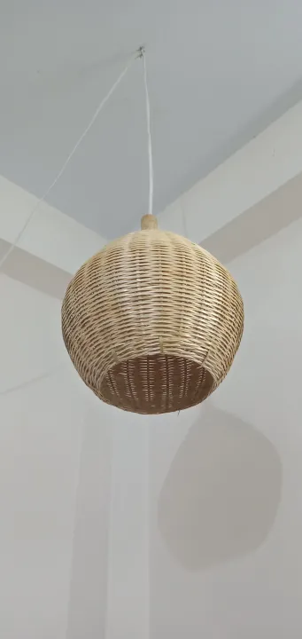 Bamboo%20Made%20Ceiling%20Hanging%20Lampshade%20-%20Image%204