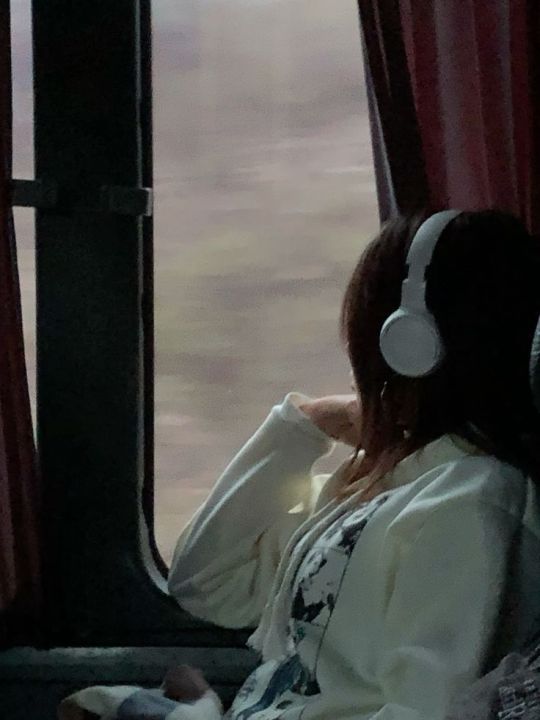 Original%20P47%20Wireless%20Bluetooth%20Headphone%20with%20Mic%20%E2%80%93%20Foldable%20Over-Ear%20Stereo%20Headset%20for%20Music%20&%20Calls%20-%20Image%202