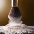 2 Colors Makeup Loose Powder Transparent Finishing Powder Waterproof Cosmetic Puff For Face Finish Setting With Puff.