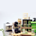 【Support-Cod】 1:12 Dollhouse Miniature Grid Space Mini Juicer Kitchen Supplies Miniature Model Podazz. 