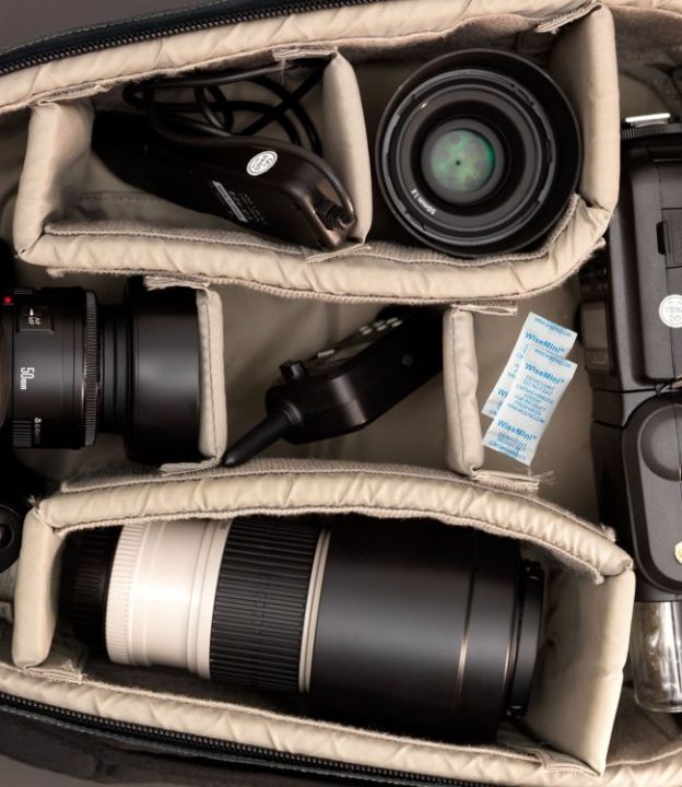 5.00%20Gram%20Silica%20Gel%20100%20Pcs%20(Zip%20Lock%20Pack),%20Transparent%20Desiccant,%20Desiccant%20Packets%20for%20Storage,%20Moisture%20Packs%20for%20Camera%20box,%20Spices%20Jewelry%20Shoes%20Boxes%20Electronics%20Storage,%20Food%20Safe.%20-%20Image%204