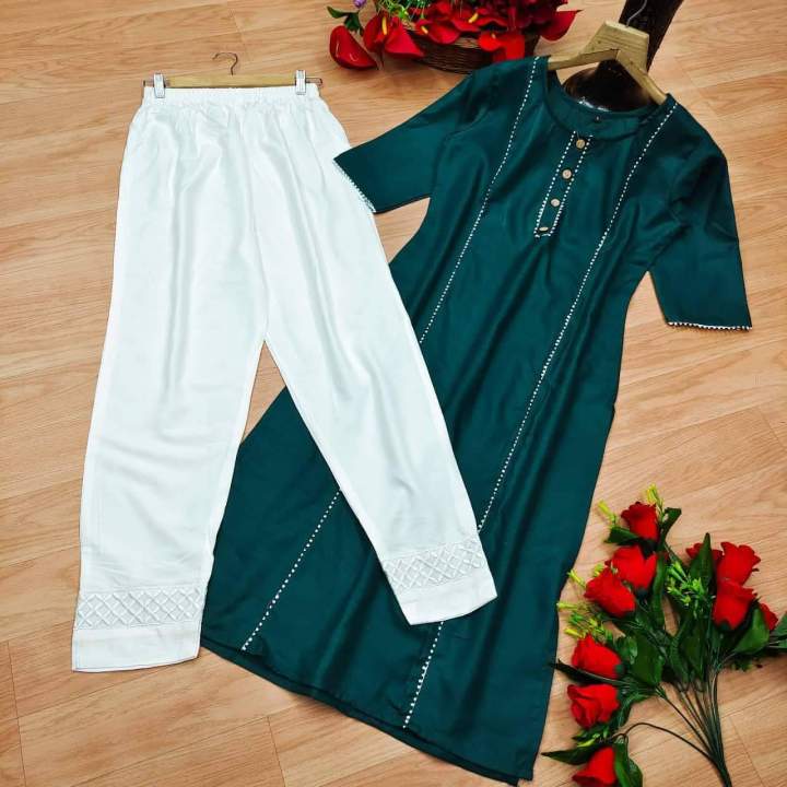 Trendy%20Black%20Anarkali%20Long%20Churidar%20Embraided%20Sleeve%20Kurta%20with%20Dupatta%20Set%20-%20Image%205