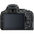 Nikon D5600 DSLR Camera with 18-140mm Lens. 