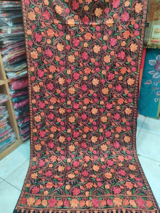 Kashmiri%20Poshmina%20shawl%20%7C%7C%20Women%20winter%20collection%20%7C%7C%20sal%20-%20Image%202