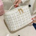 New Korean plaid portable small fragrance makeup bag Large capacity portable toiletry storage bag makeup box travel. 