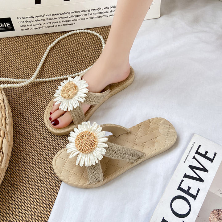 Sunflower sandals women's flat soles wear imitation straw travel holiday beach shoes summer new non-slip slippers women
