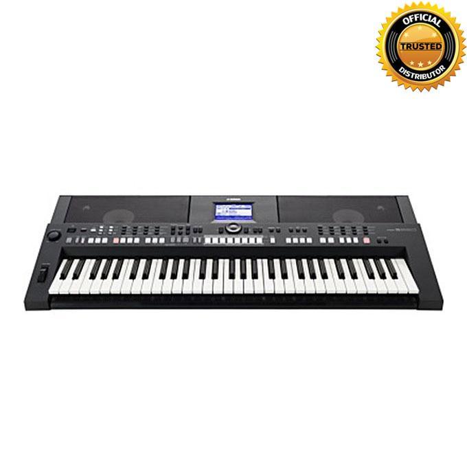 PSR-S550B Arranger Workstation Keyboard - Black and White