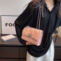 Bag new women's bag solid color fragrance wind rhombic chain armpit small square bag 2023 Korean version heart clasp single shoulder diagonal bag.